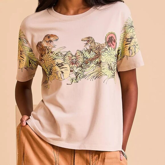 Jurassic Park Dinosaurs & Foliage Women's T-Shirt - Picture 1 of 1